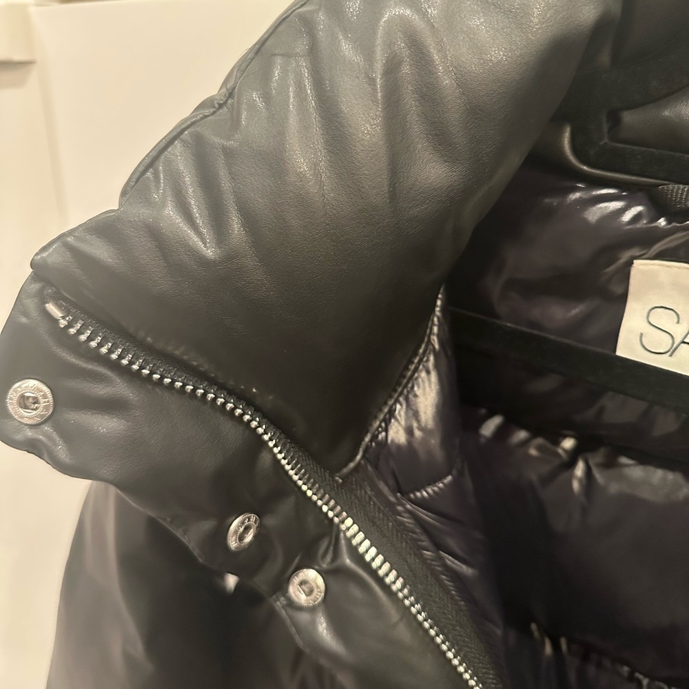 SAM. Jacket - Picture 8 of 16